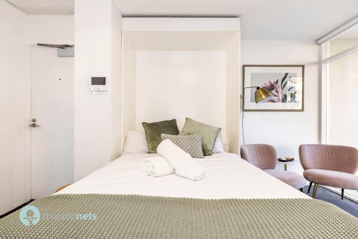 Studio Apt With Parking Balcony & Water Views Сідней Екстер'єр фото